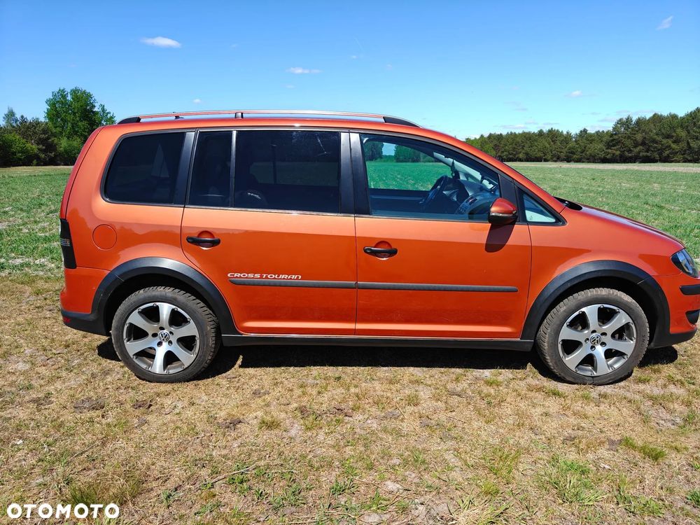 Volkswagen Touran 1.4 TSI DSG STYLE - 5