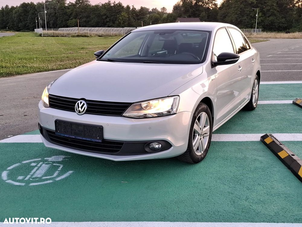 Volkswagen Jetta 1.2 TSI Match - 2