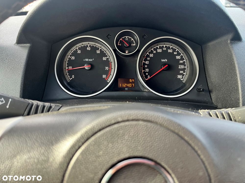 Opel Astra III GTC 1.8 Sport - 16