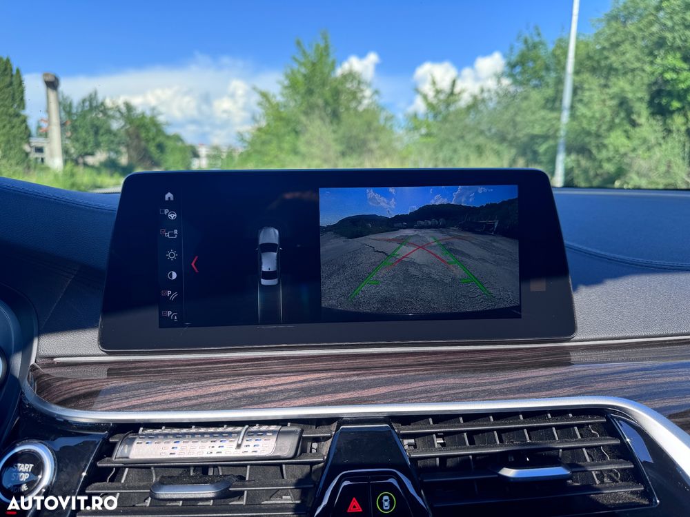 BMW Seria 5 520d xDrive Aut. Luxury Line - 5
