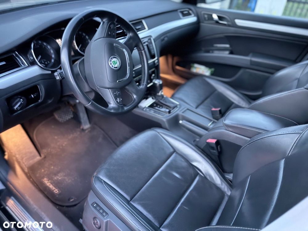 Skoda Superb 2.0 TDI Platinum DSG - 8