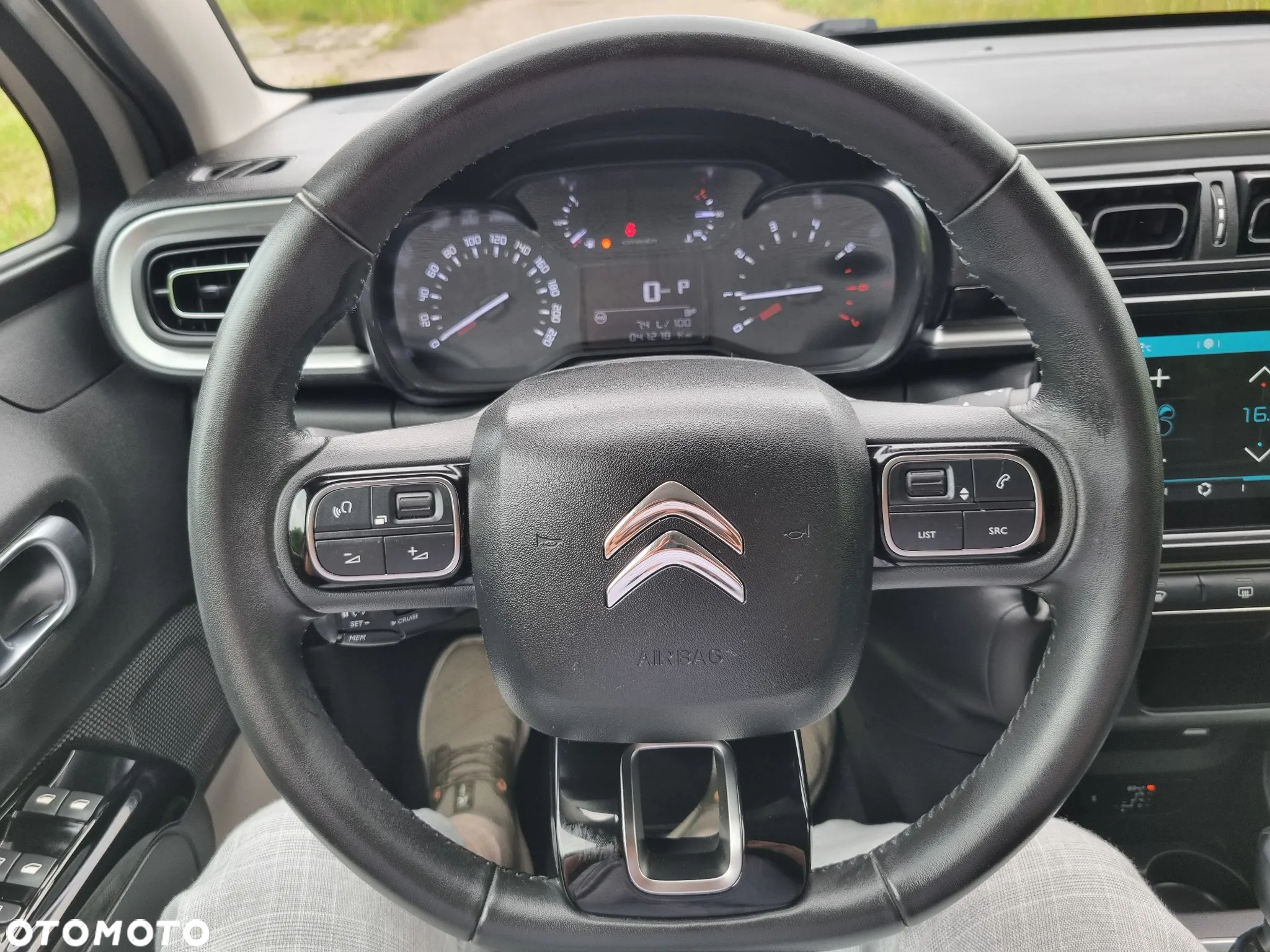 Citroën C3 Pure Tech 110 S&S EAT6 SHINE - 24