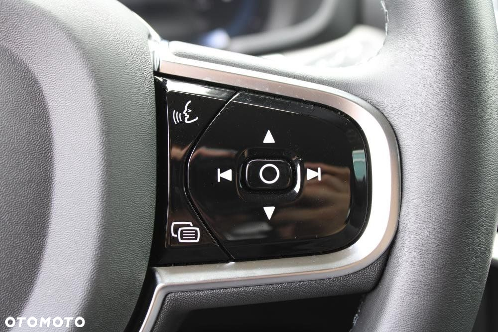 Volvo V60 Cross Country - 16