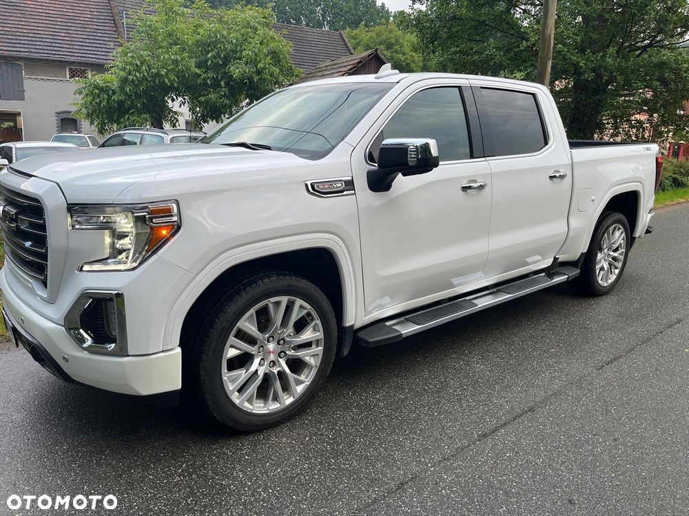 GMC Sierra - 3