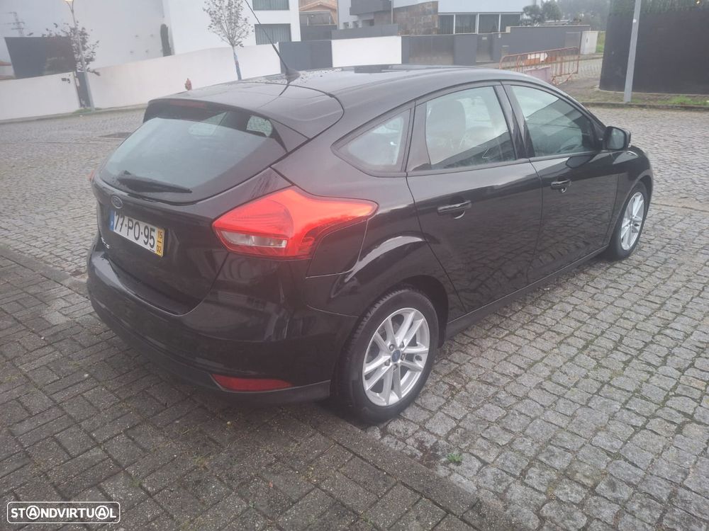 Ford Focus 1.5 TDCi Trend+ - 6