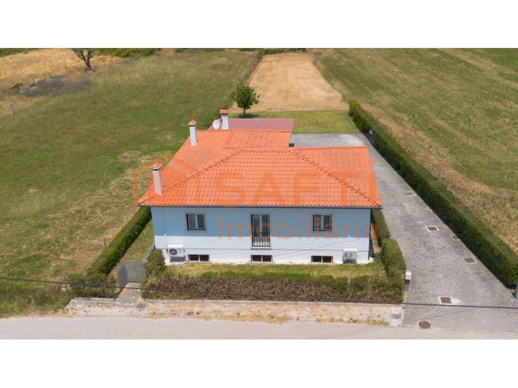 Moradia Independente T2+1 com Terreno de 920 m² em Agodim - Grande imagem: 4/60