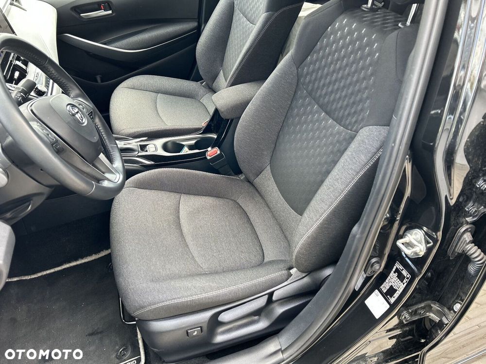 Toyota Corolla 1.8 Hybrid Style - 12