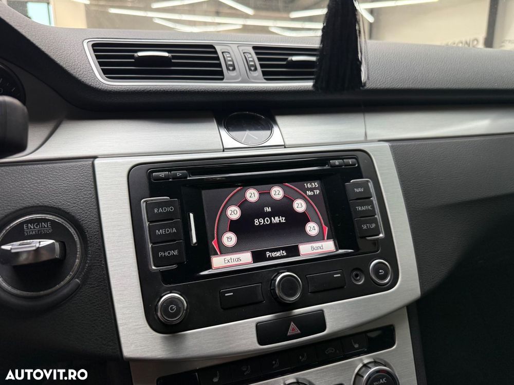 Volkswagen Passat 1.6 TDI BlueMotion Technology Trendline - 9