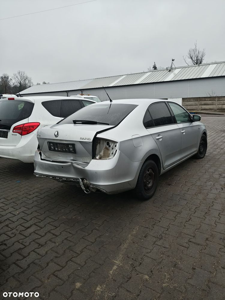 skoda rapid 2013 części  LA7W - 3