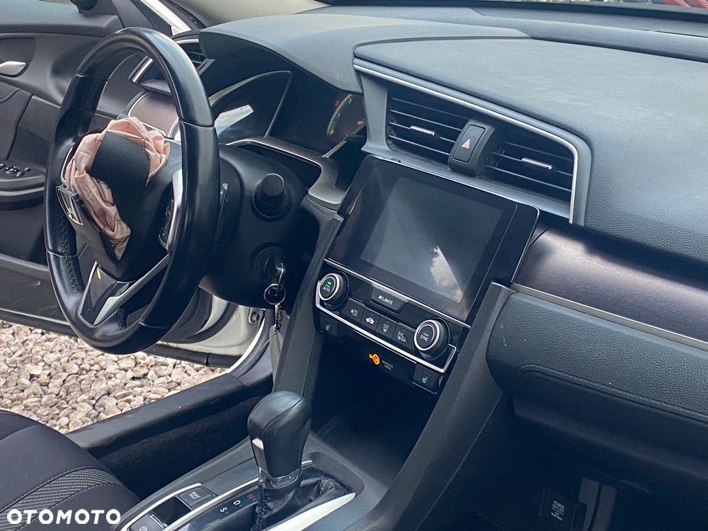 Honda Civic 1.5 T Elegance CVT - 17