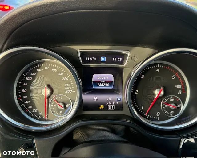Mercedes-Benz GLE - 24