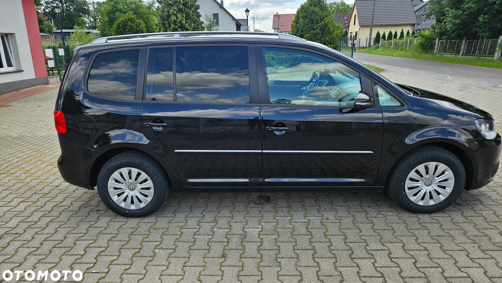 Volkswagen Touran 1.6 TDI DPF Highline - 6