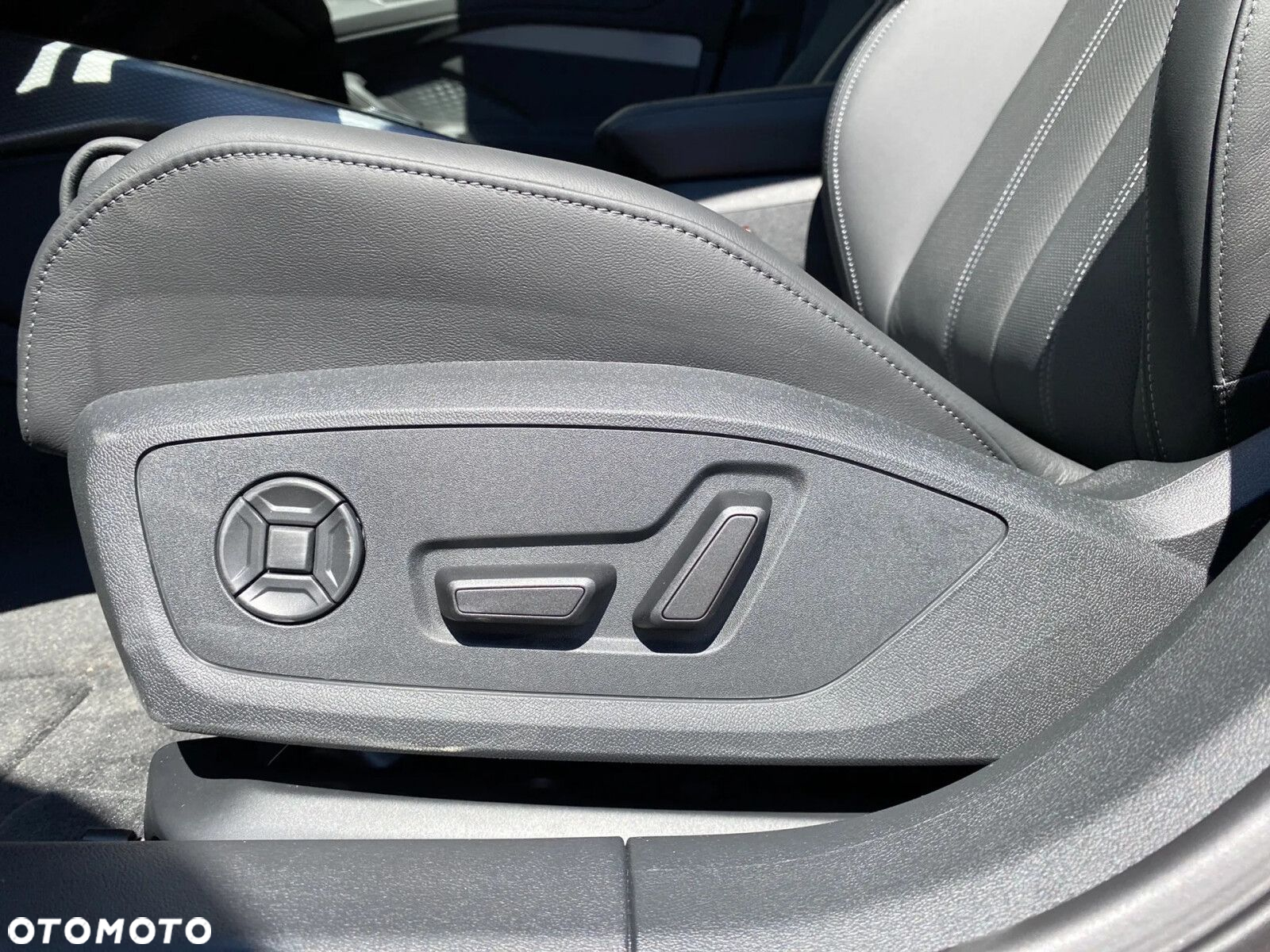 Audi A6 - 24