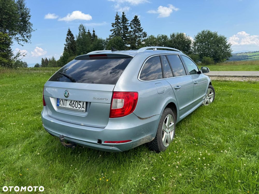 Skoda Superb 2.0 TDI 4x4 Elegance - 11