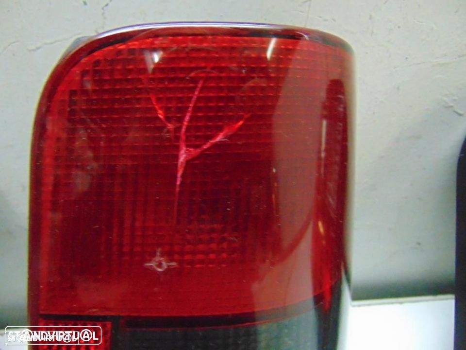 Peugeot Partner ou Citroen Berlingo farolins - 4