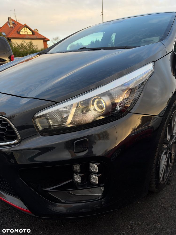 Kia Ceed - 21