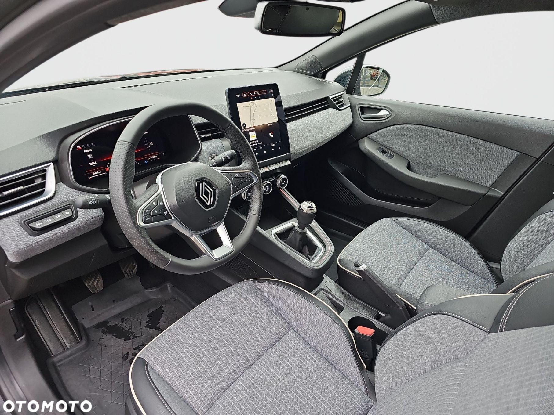 Renault Clio - 14