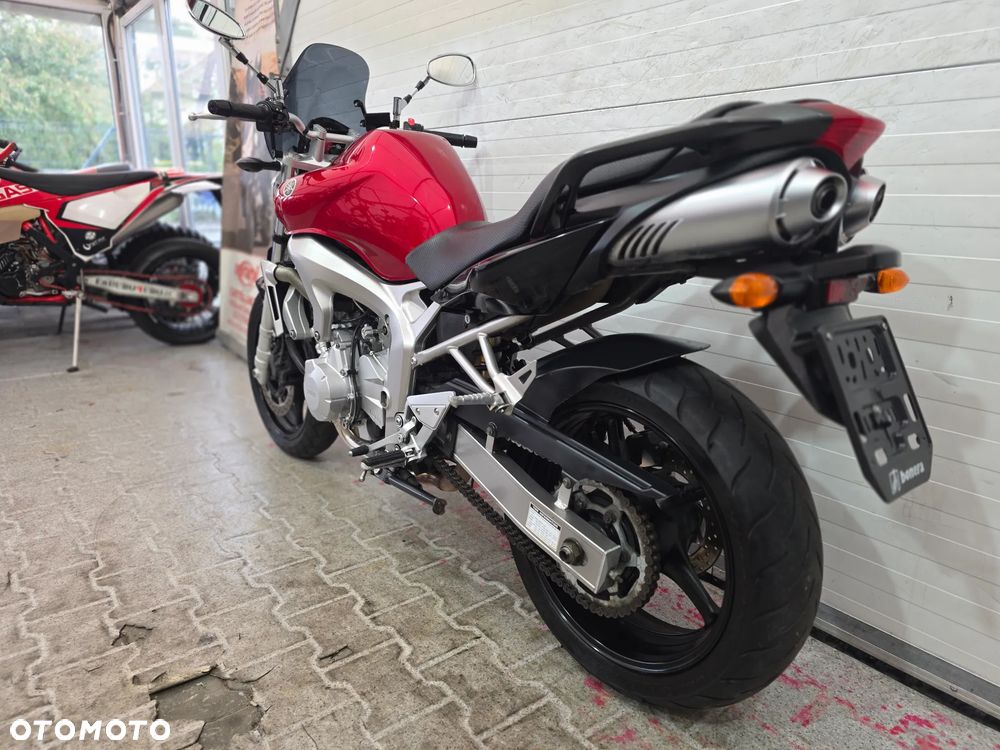 Yamaha FZ - 14