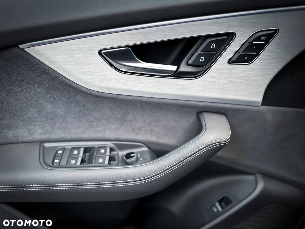 Audi Q8 2025