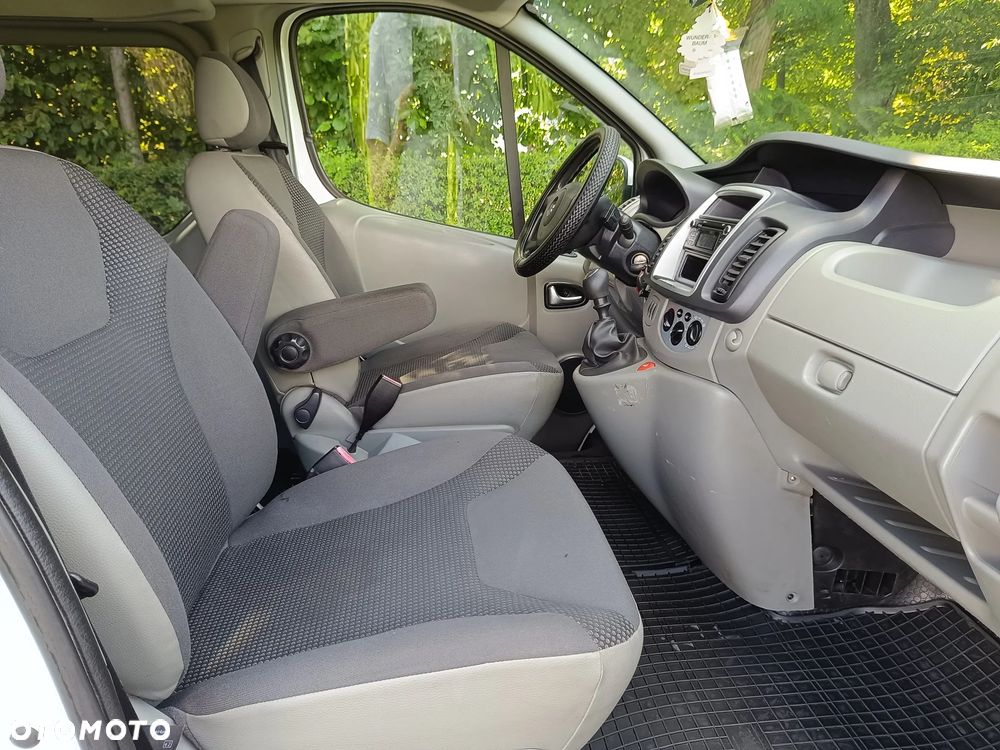 Opel Vivaro L2H1 2.9t - 9