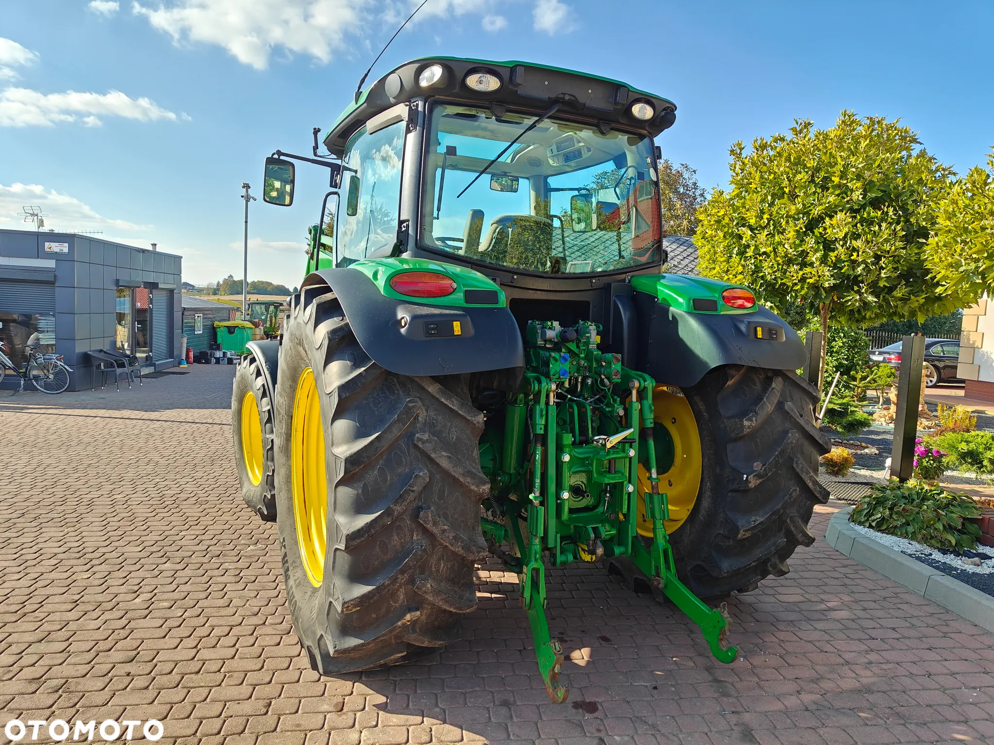 John Deere 6125R, przedni WOM, ładowacz - 6