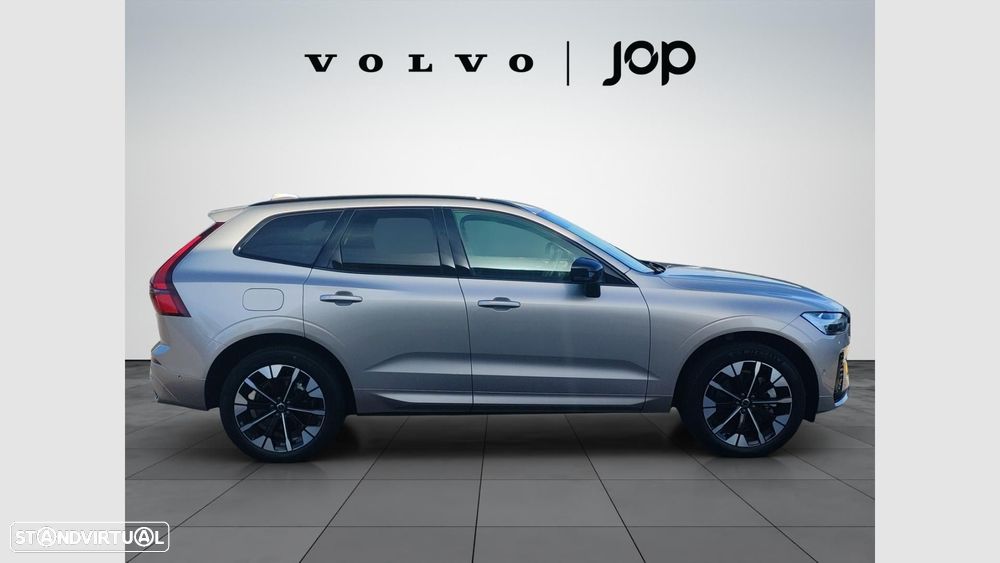 Volvo XC 60 2.0 T6 PHEV Plus Dark AWD - 6