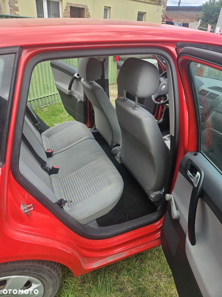 Volkswagen Polo - 5