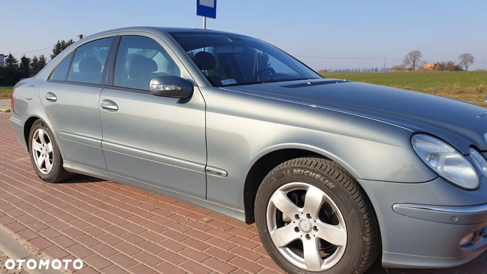Mercedes-Benz Klasa E 320 CDI T Avantgarde - 4