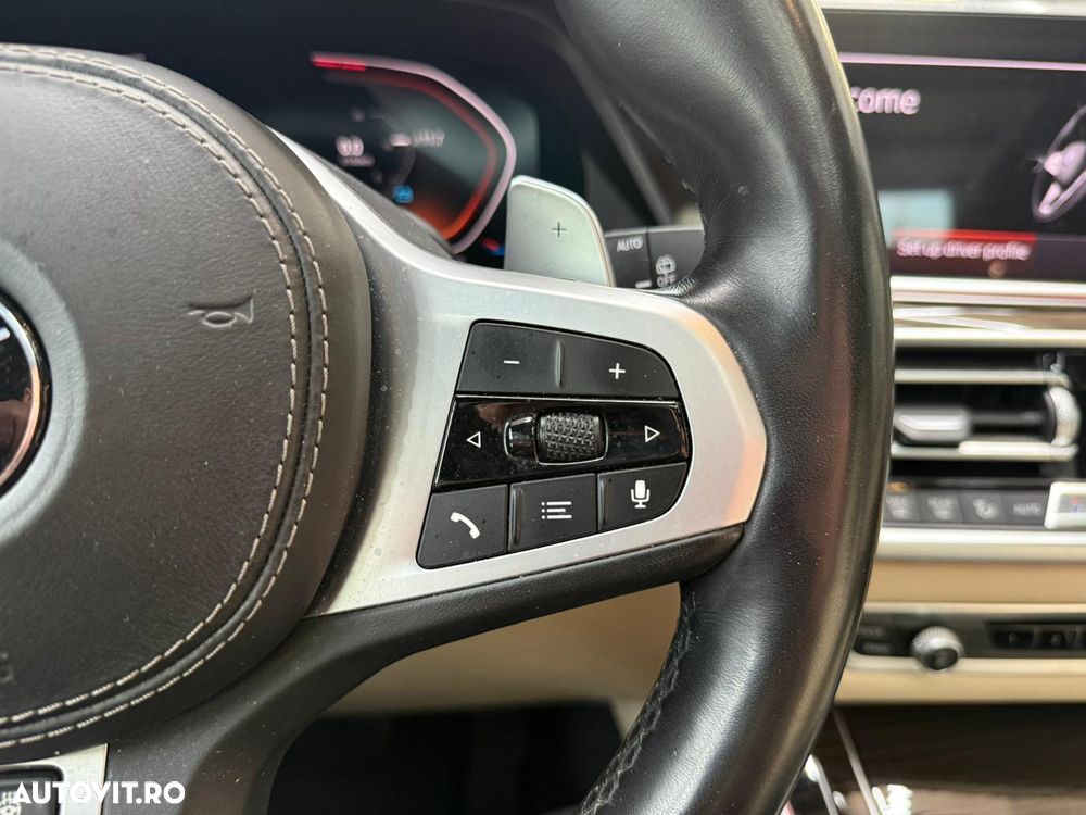 BMW X5 xDrive40i - 20