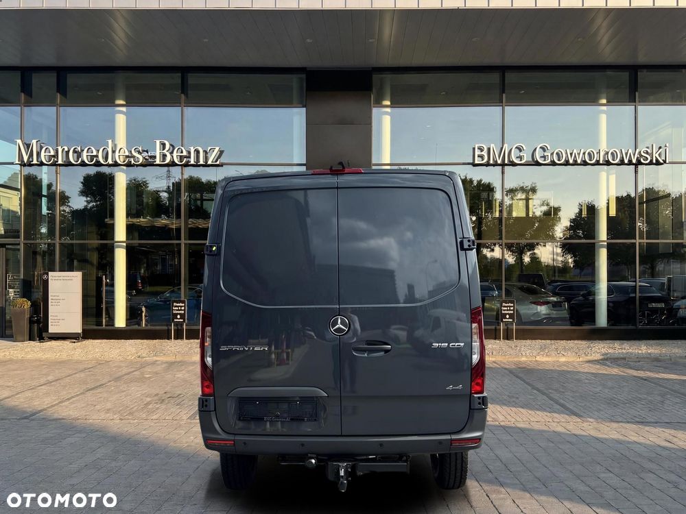 Mercedes-Benz Sprinter 4x4 - 8