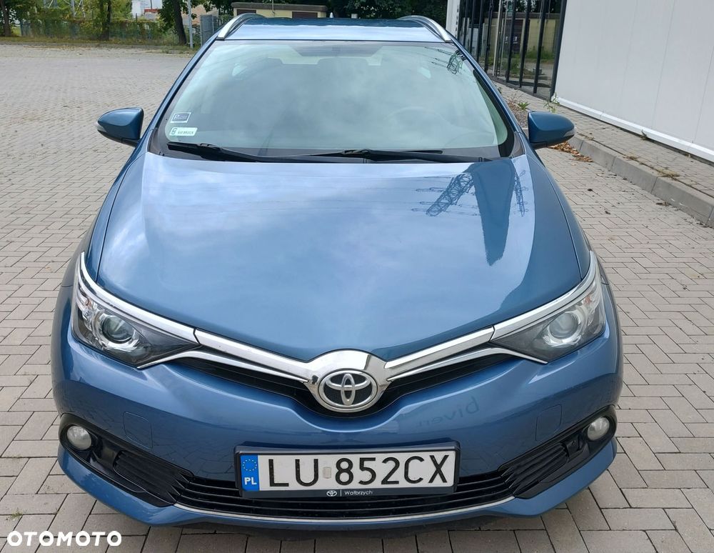 Toyota Auris - 2