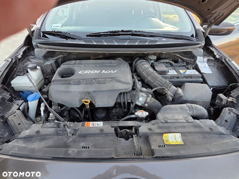 Kia Ceed 1.6 CRDi 128 Vision - 10