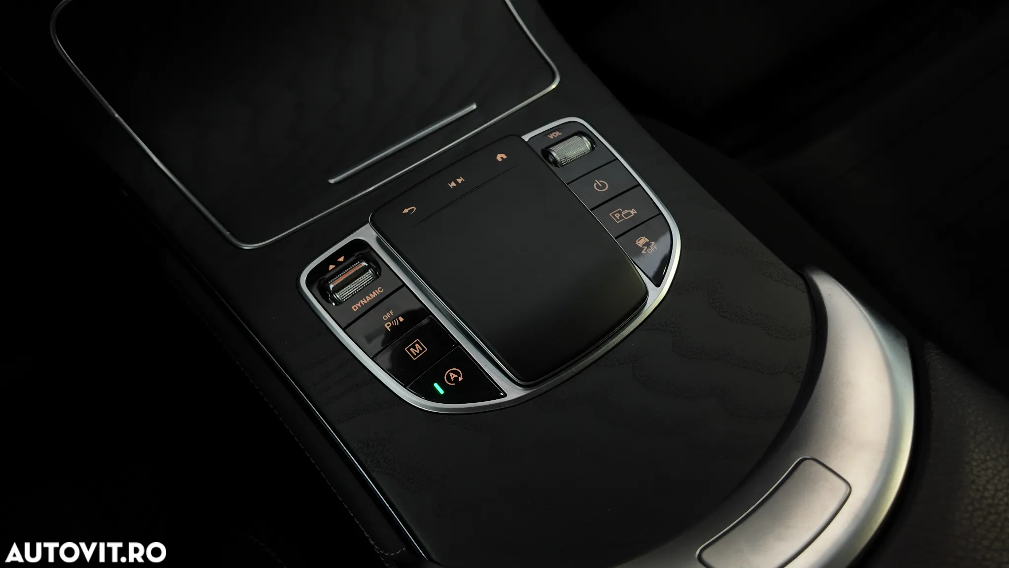 Mercedes-Benz GLC 200 d 4Matic 9G-TRONIC - 24