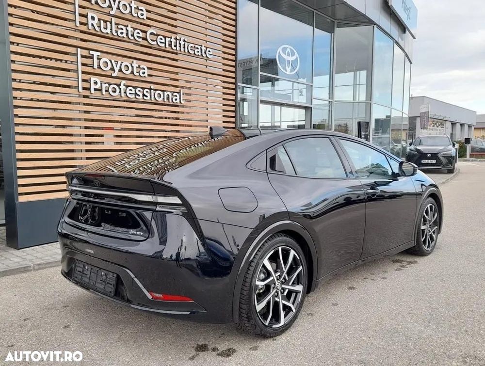 Toyota Prius 2.0 FWD PHEV Exclusive - 6