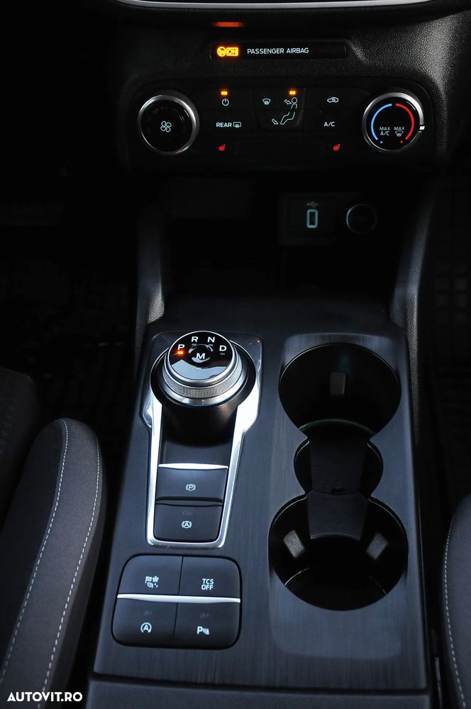 Ford Focus 1.5 TDCi Powershift Titanium - 25