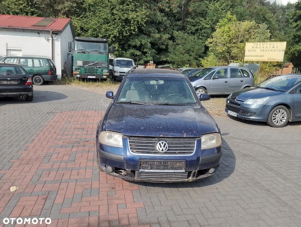 Volkswagen Passat B5 FL (00-05r.) 1.6 B 102KM. Silnik ALZ Skrzynia DVP lakier B5N / LB5N / 7D.Cały na części. GWARANCJA !!!  Przód Tył Zestaw Komplet Drzwi Klapa Zderzak Błotnik Maska Grill Atrapa Szyba Pas Lampa Lusterko Boczki Fotel Kanapa Kokpit Deska Rozdzielcza Przełącznik Włącznik Sterownik Przewody Wiązka Instalacja Moduł Komputer Czujnik Listwa Pompa Alternator Wtryski Głowica Rozrusznik Kompresor Sprzęgło Dwumas Silnik Skrzynia ABS Klimatyzacji Paliwa Wspomagania Kolektor Turbina Przepustnica Zawór Chłodnica Koło Hak Belka Sanki Zawieszenie Mcpherson Półoś Amortyzator Wydech Tłumik Zacisk Most - 2