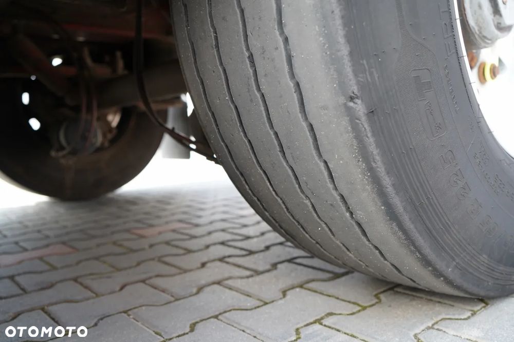 Benalu WYWROTKA 71 m3 / ALUMINIOWA  /  OŚ PODNOSZONA/ ALUFELGI / SPROWADZONA - 18