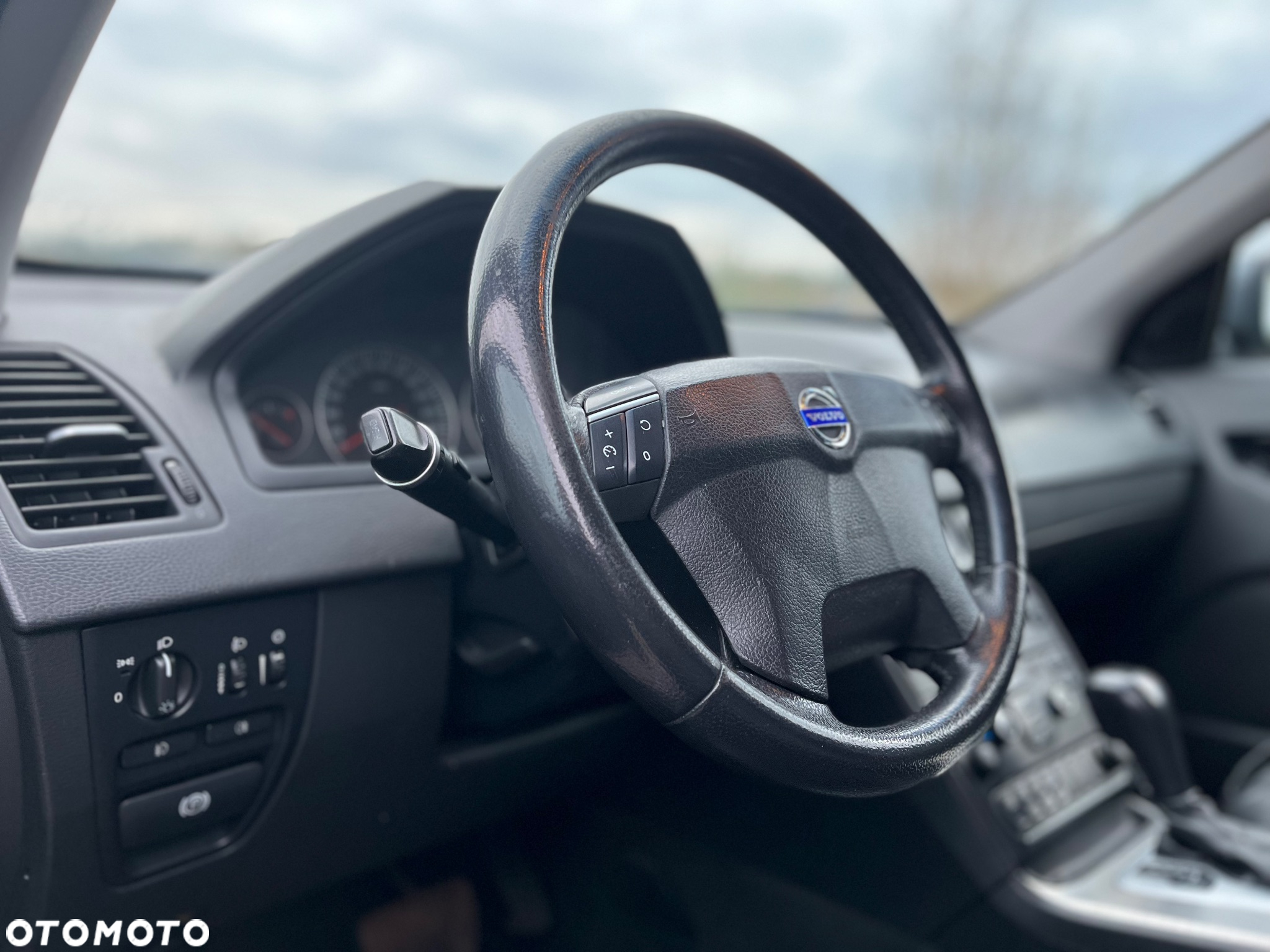 Volvo XC 90 D5 Momentum - 12