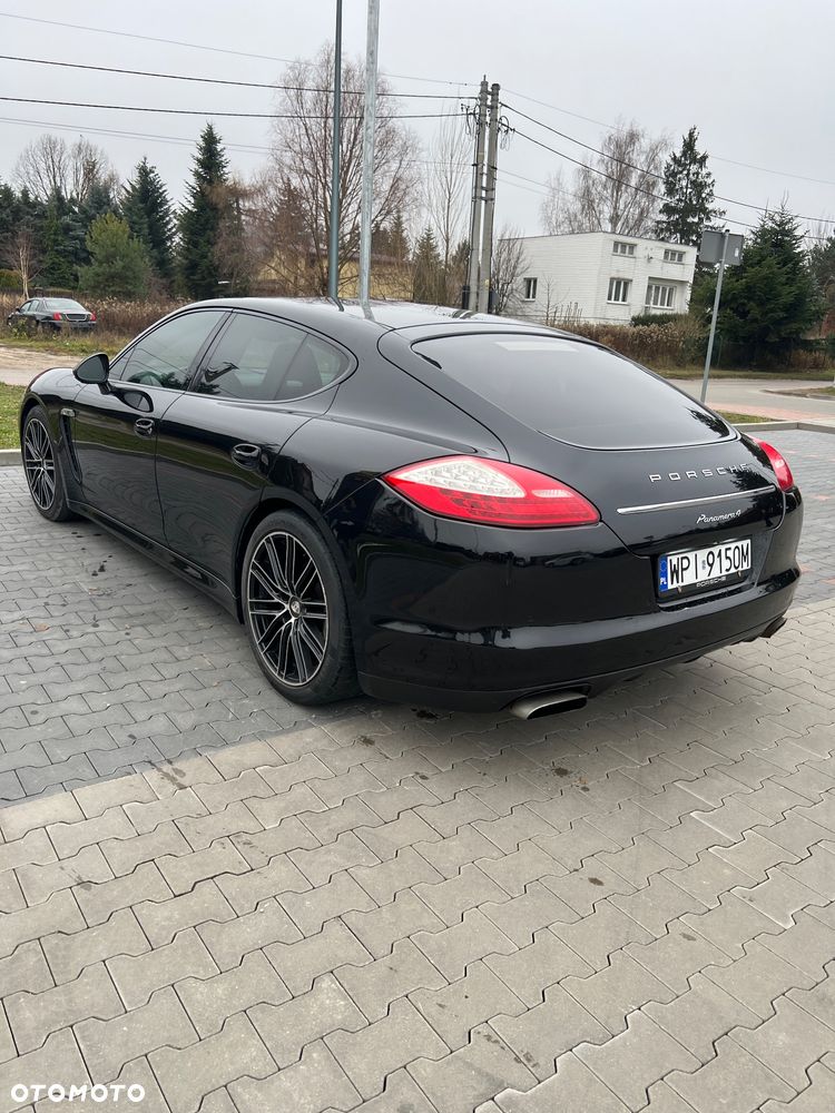 Porsche Panamera PDK - 3