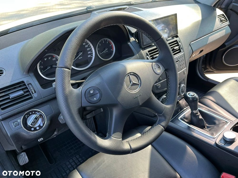 Mercedes-Benz Klasa C 200 CDI DPF Elegance - 12