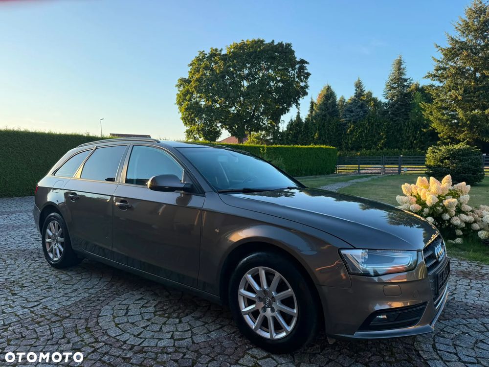 Audi A4 Avant 2.0 TDI - 1