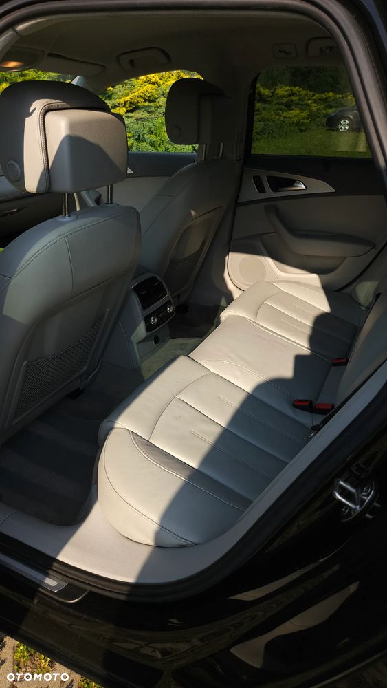 Audi A6 Avant - 16