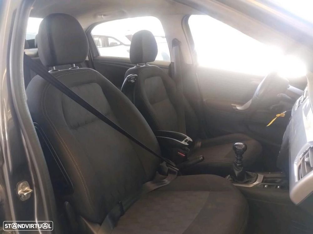 Citroën C-Elysée 1.5 BlueHDi Shine - 5