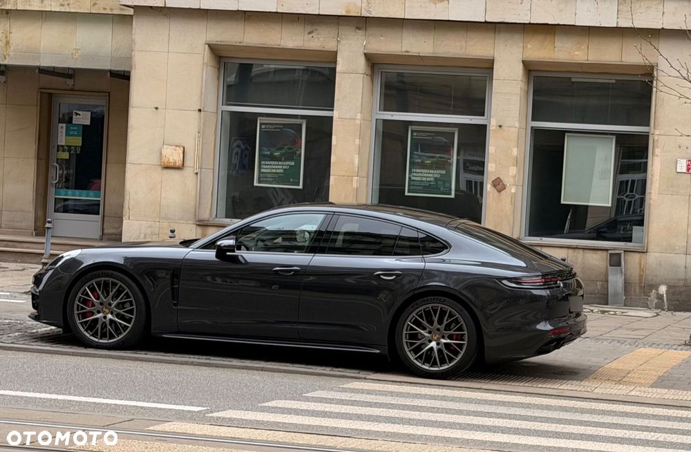 Porsche Panamera - 2