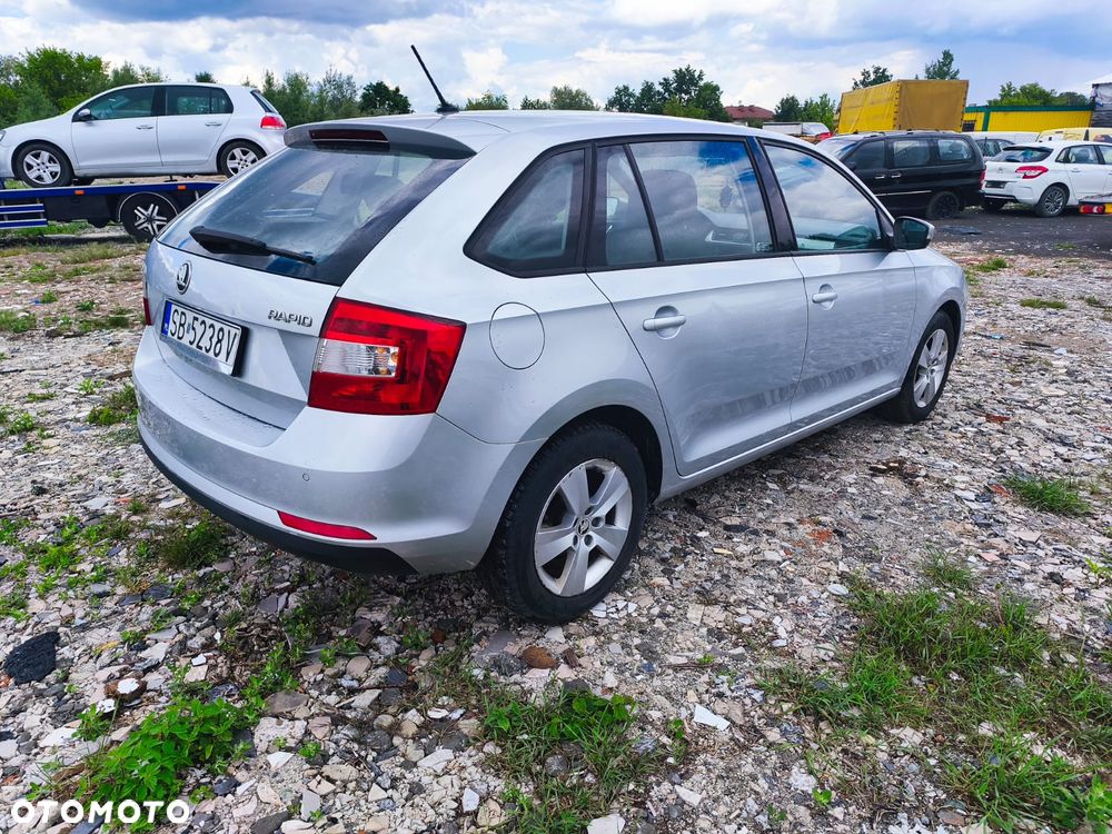 Skoda RAPID - 3