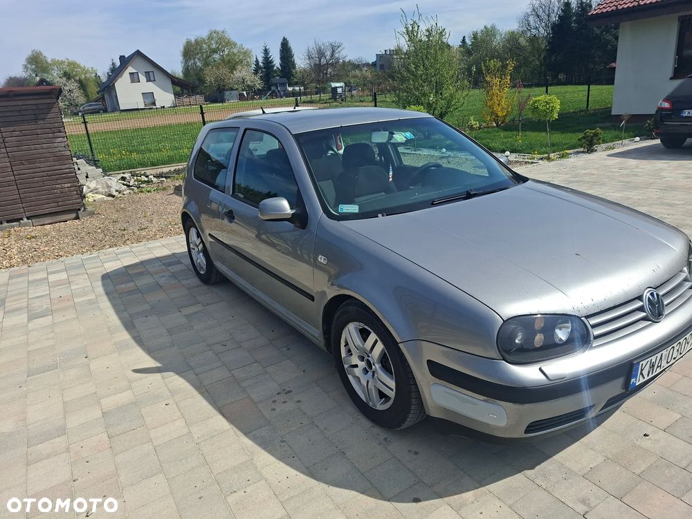 Volkswagen Golf 1.9 TDI Comfortline - 4