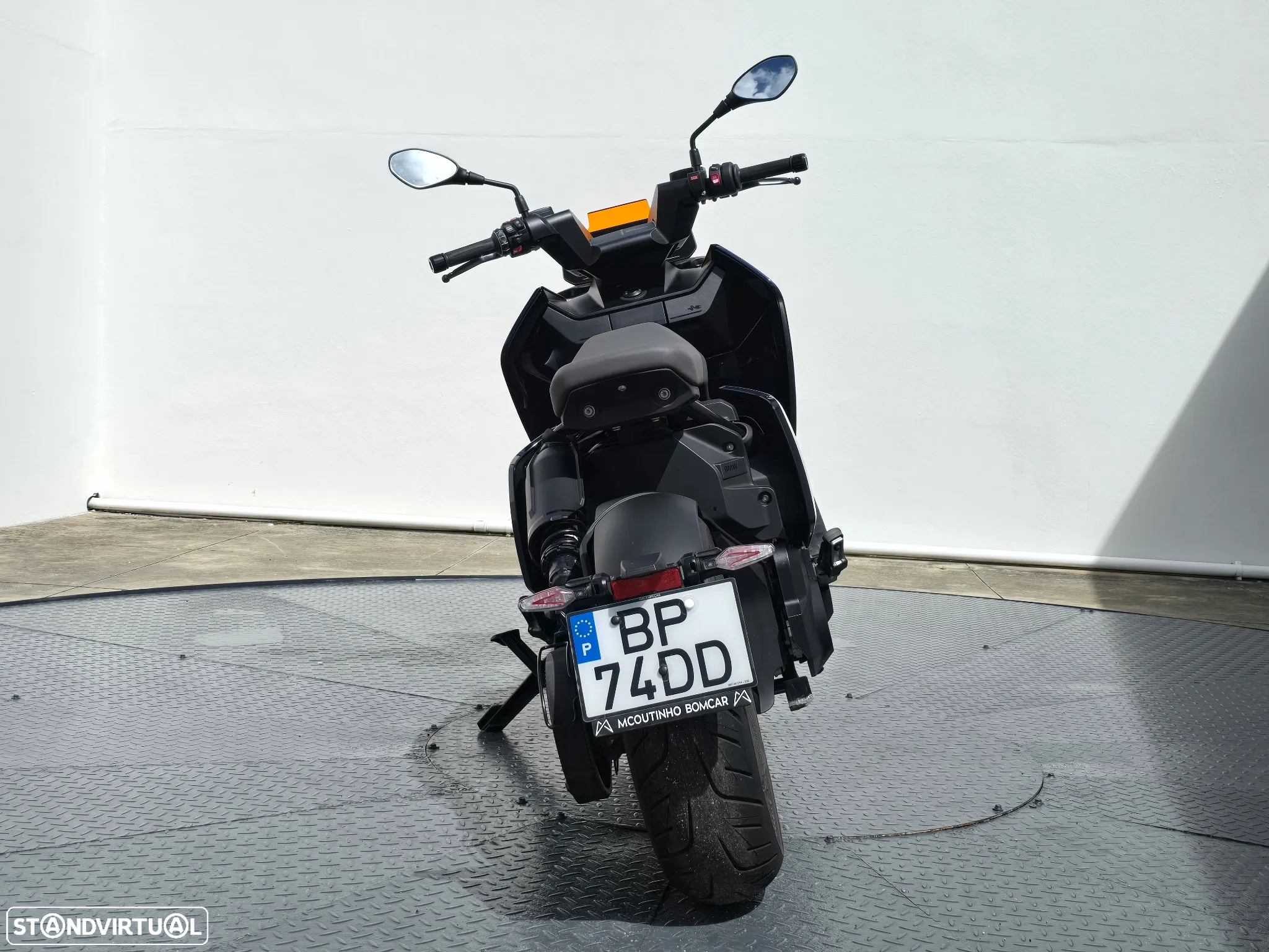 BMW CE 04 - 5