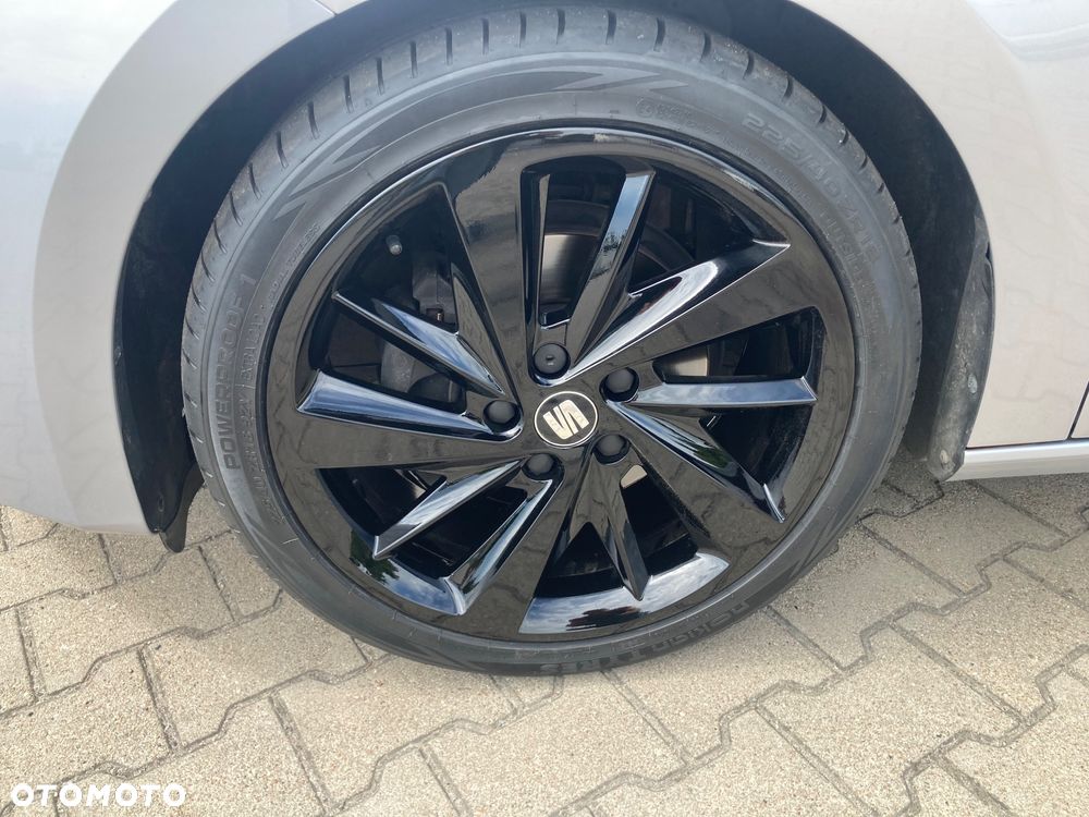 Seat Leon Sportstourer 2.0 TDI DPF DSG FR Black Matt Edition - 10