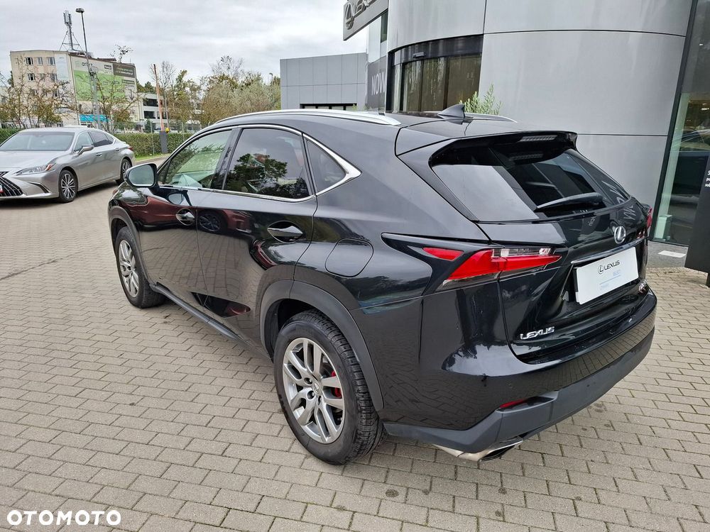 Lexus NX 200t Comfort AWD - 3