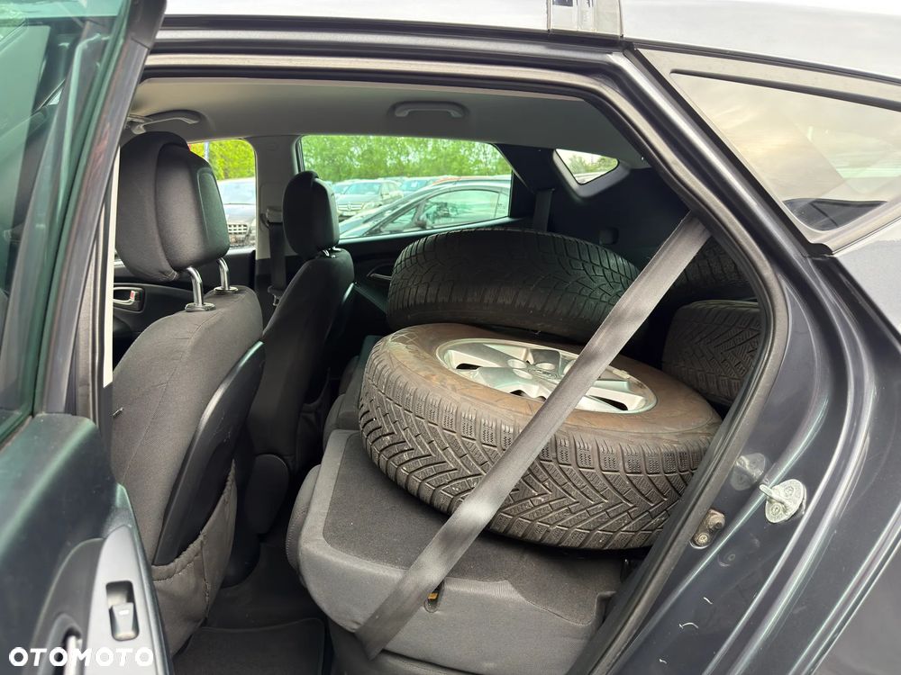 Hyundai ix35 1.6 2WD blue Style - 23